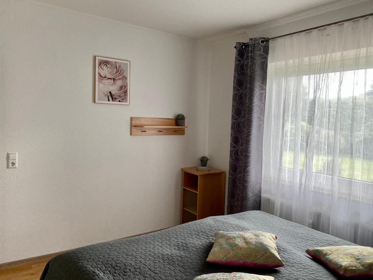 Lounge - Gemuetliche Ferienwohnung Am Asreg, Bad Zwischenahn Eksteriør billede